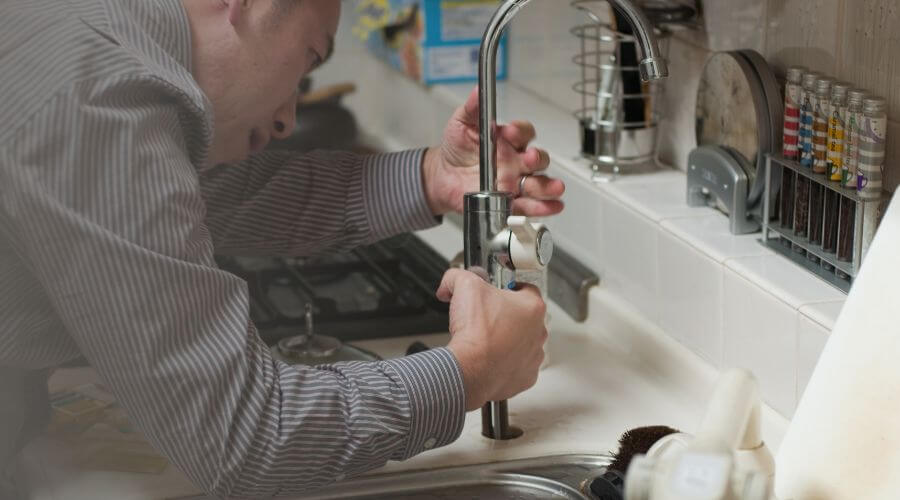 Local tankless water heater installation in Pittsburg, MO